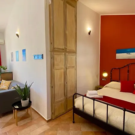 Lägenhetshotell La Rosa Porto San Paolo (Sardinia)