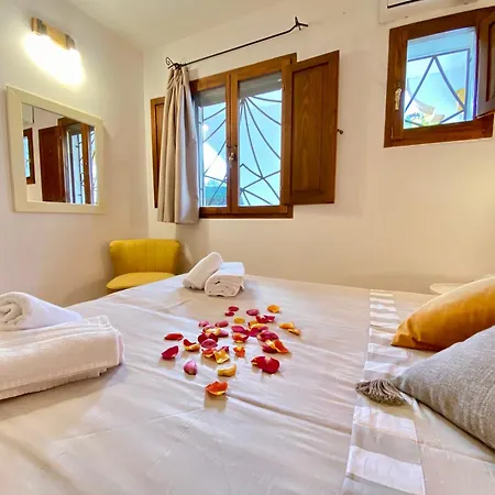 Aparthotel La Rosa 4*