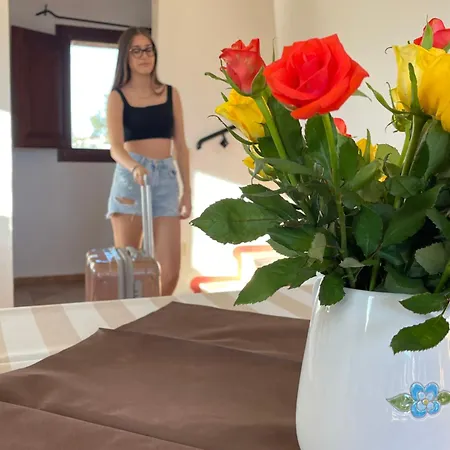 Aparthotel La Rosa 3*