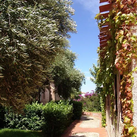 La Rosa Aparthotel