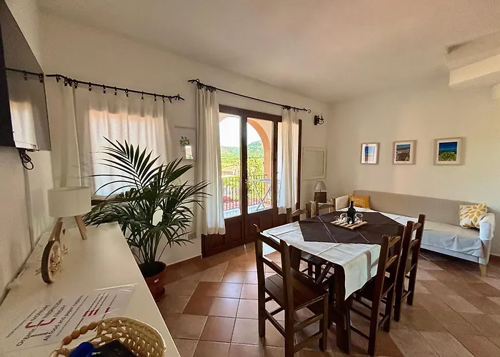 Aparthotel La Rosa Loiri Porto San Paolo